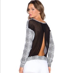 Blue Life “Fit” Snakeskin Mesh Contrast Pullover